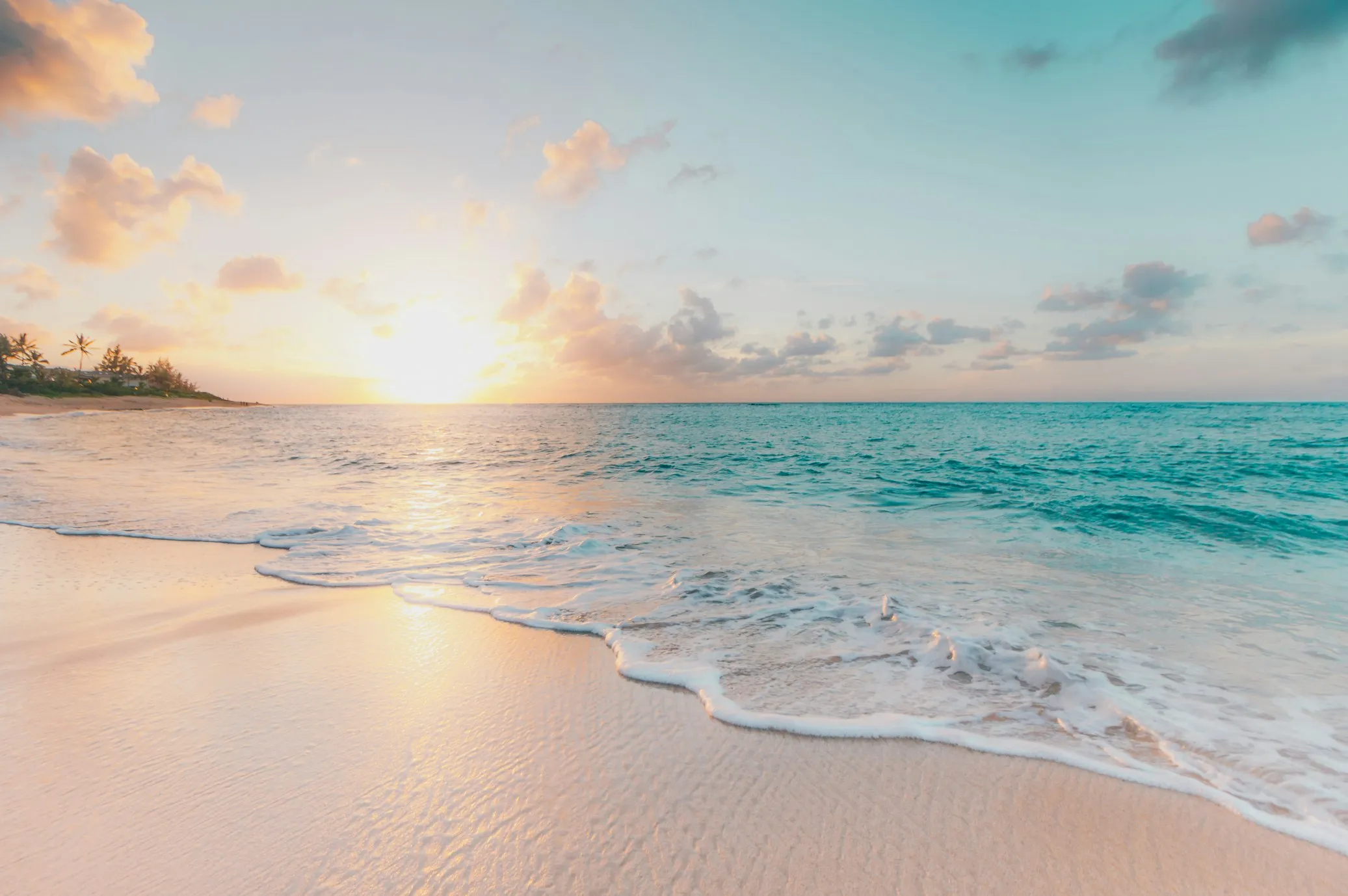 the-ultimate-bali-beach-club-guide-where-to-party-sunset-and-chill